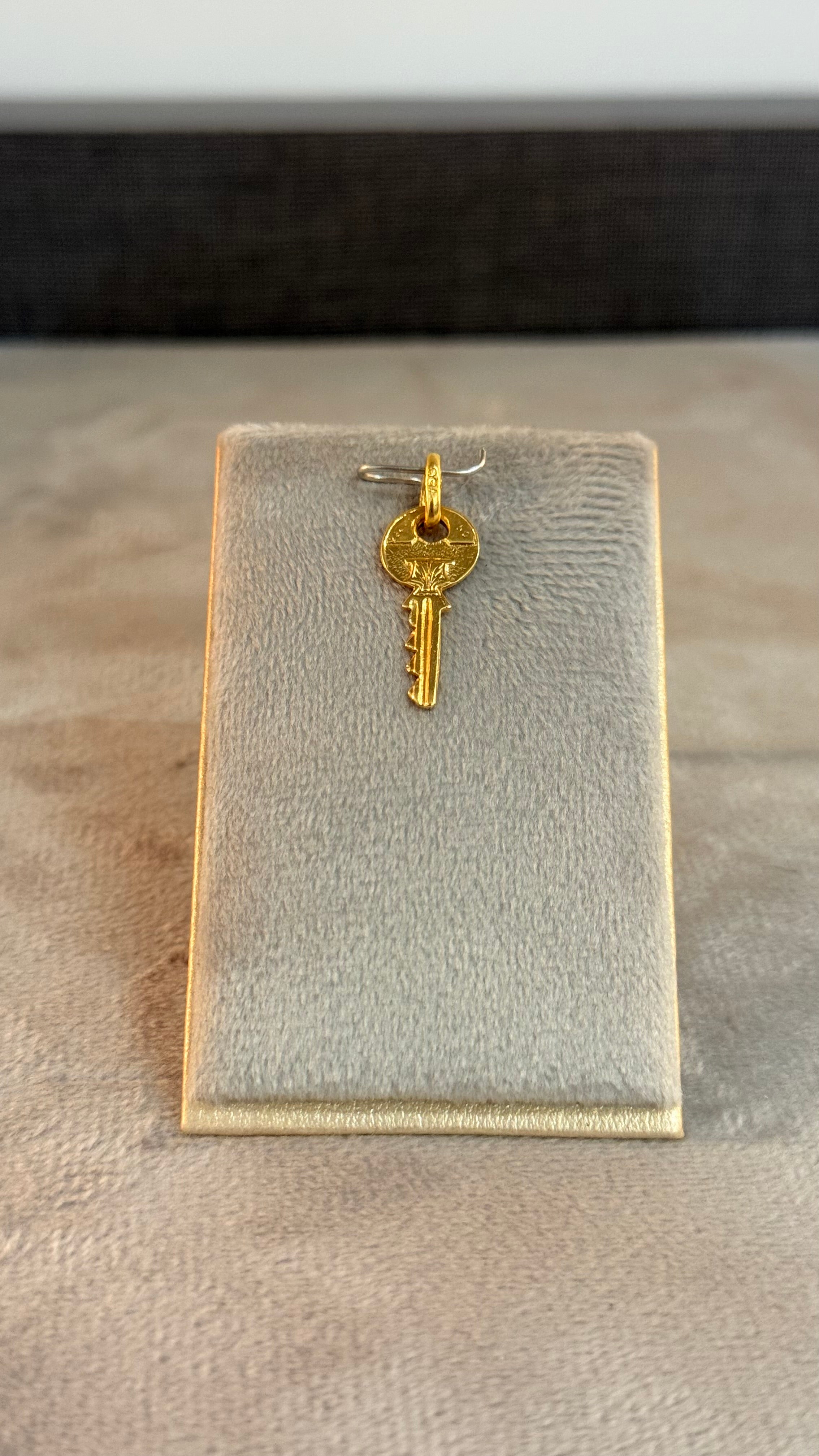 Llave Dije 1,2Gr