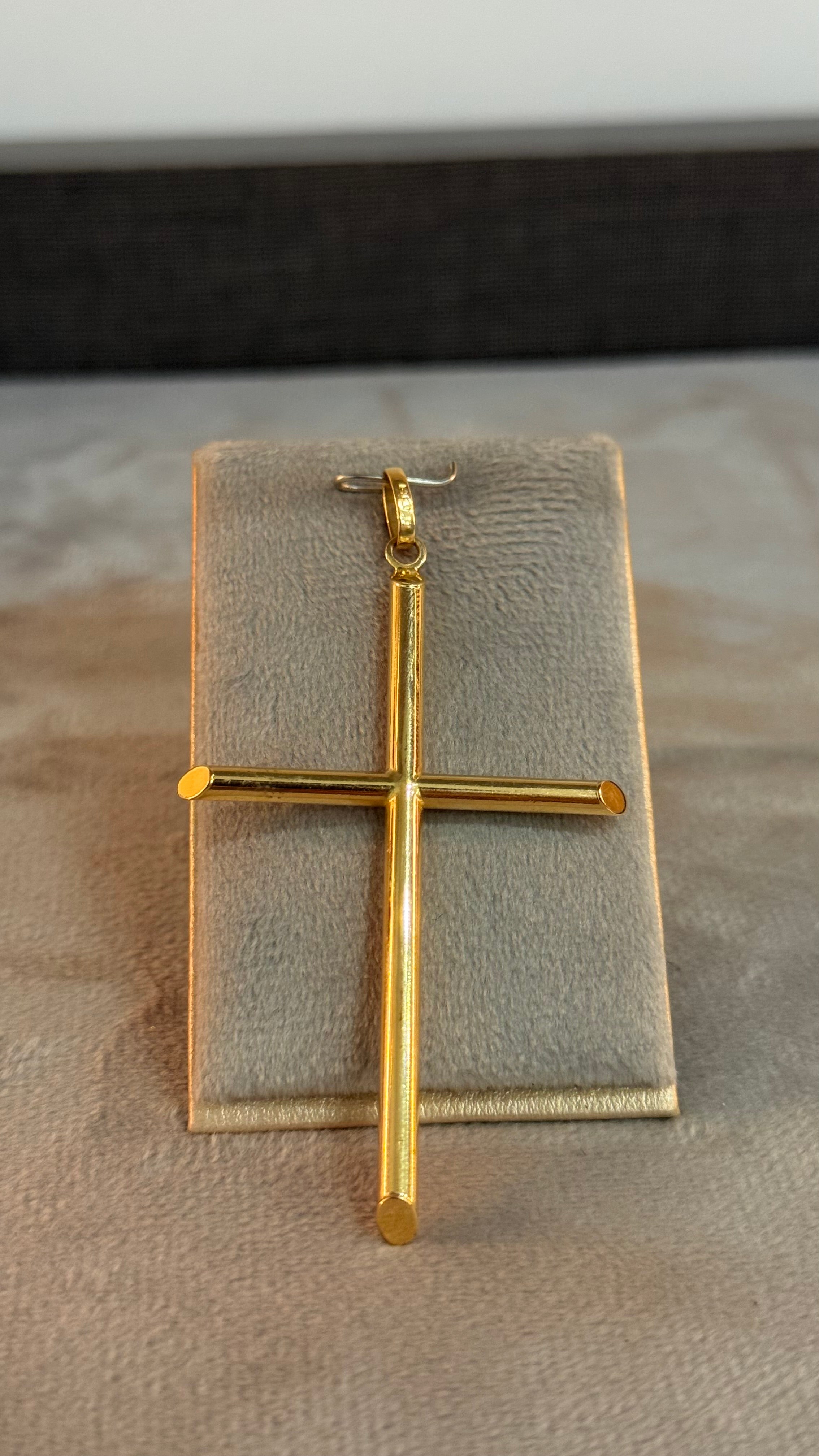 Dije Cruz Grande 3,5Gr