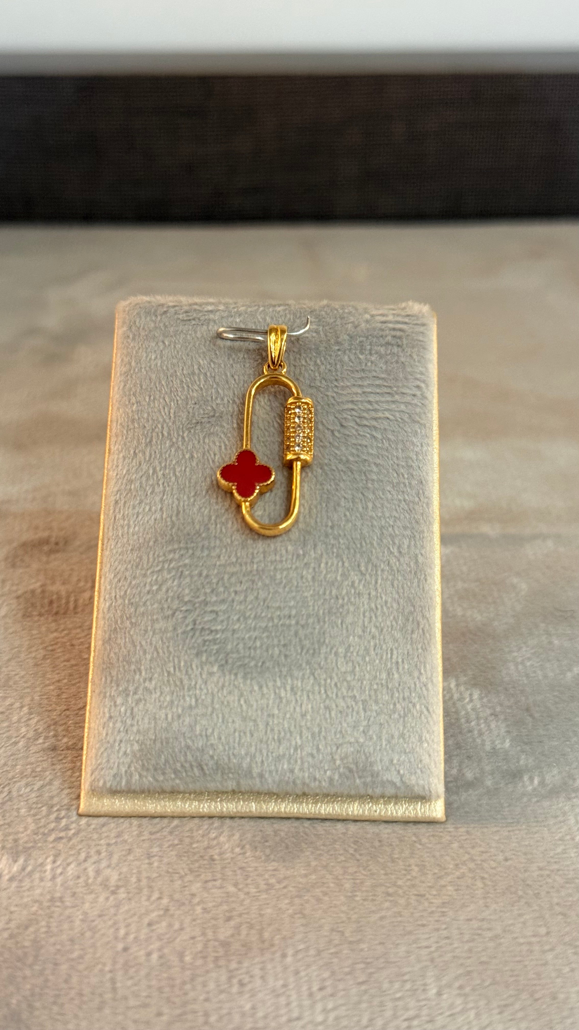 Dije Van Cleef 1,9Gr