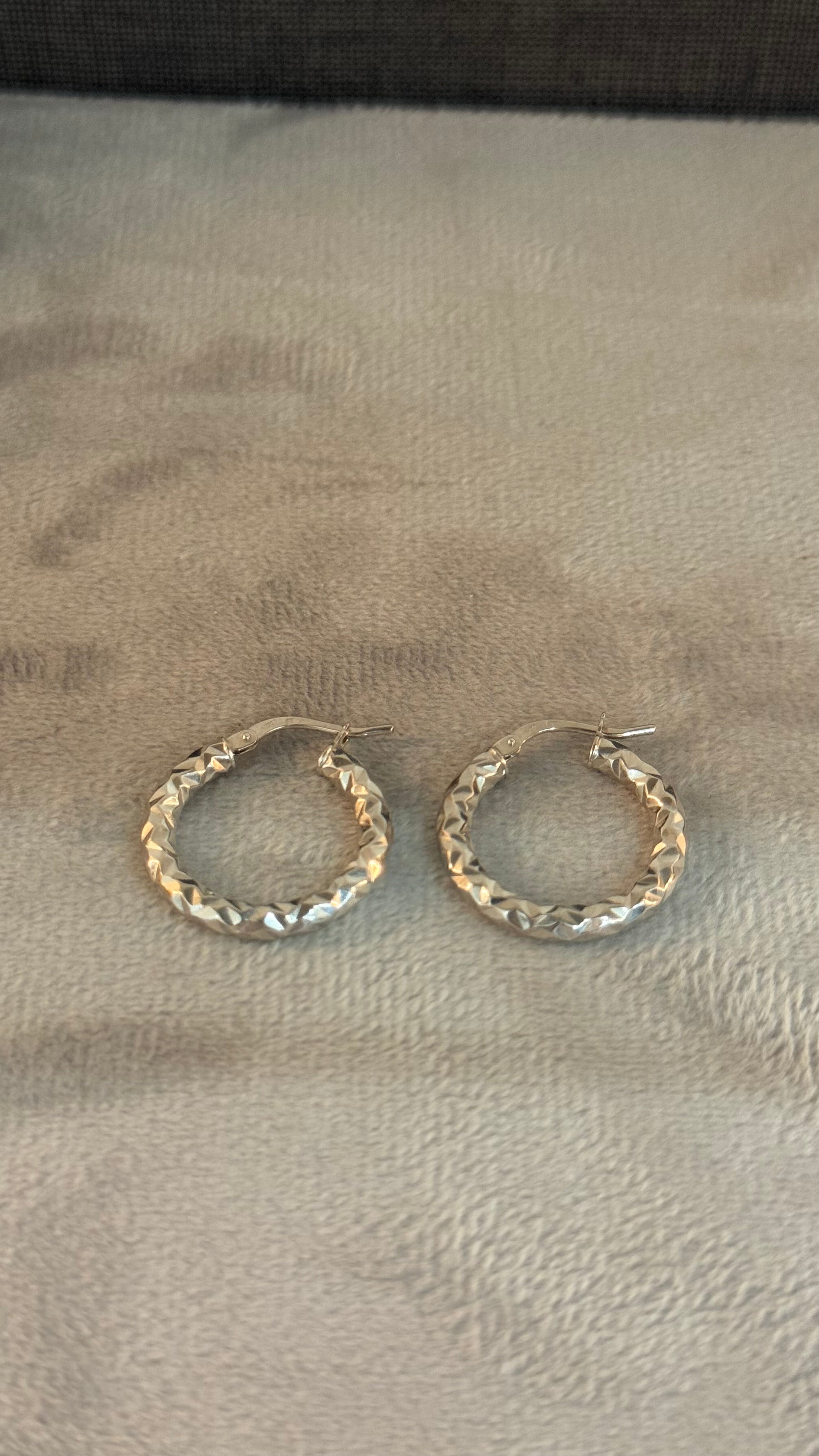 Argolla (white gold) 2,04Gr